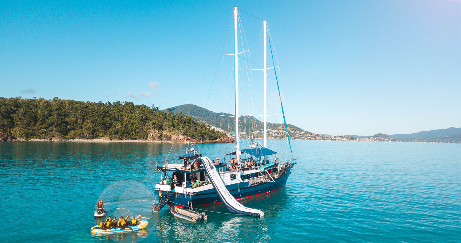 Atlantic Clipper whitsundays sailing adventure australia backpacker airlie beach