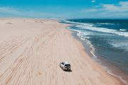 best fraser island tours tag along 4x4 australia east coast backpacker camping tour