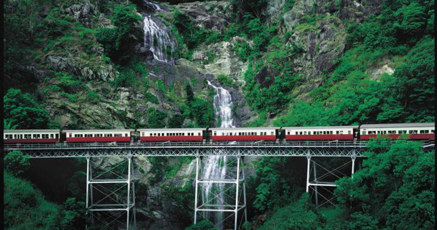 kuranda scenic railway skyrail cairns australia tour transfers