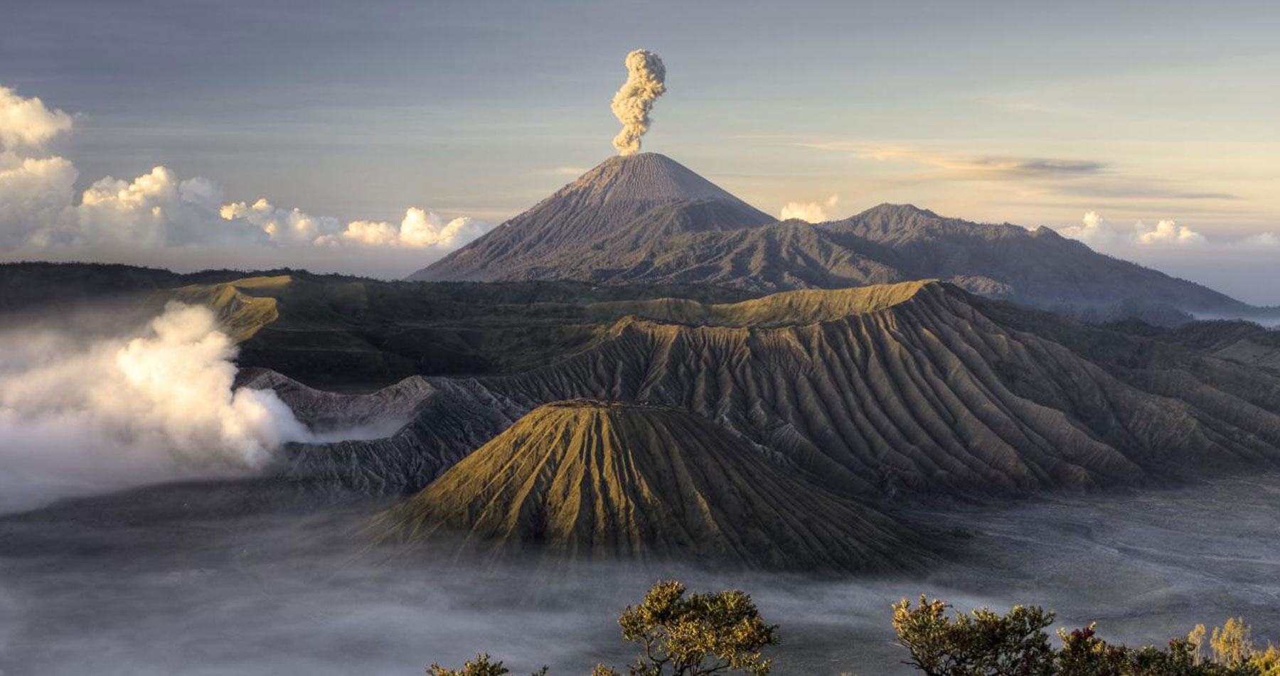 one life adventures indonesia tour bali java gili t backpacker group 23