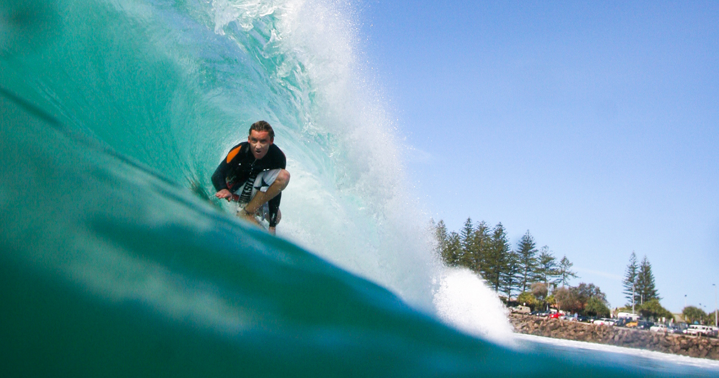 surfboard hire byron bay backpacker australia east coast