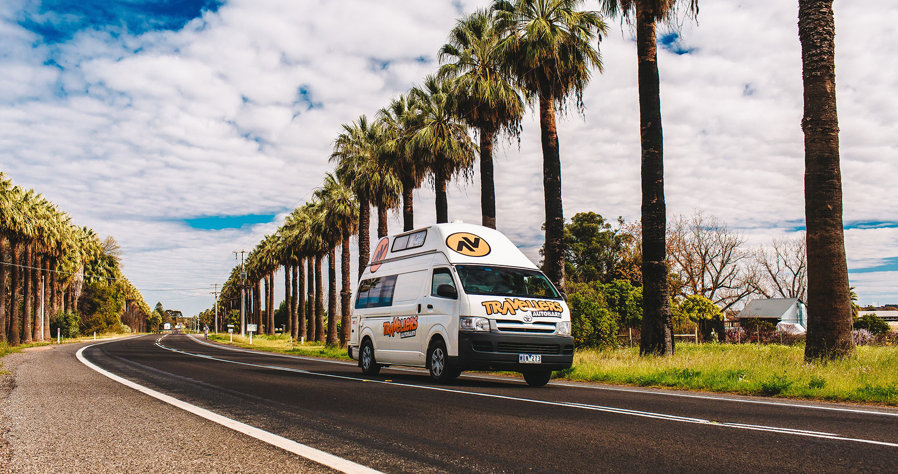 traveller autobarn campervan hire australia east coast budget backpacker